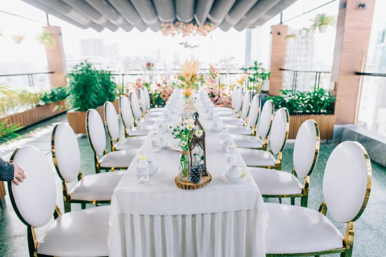 Anh Nguyet Da Nang Hotel Buitenkant foto